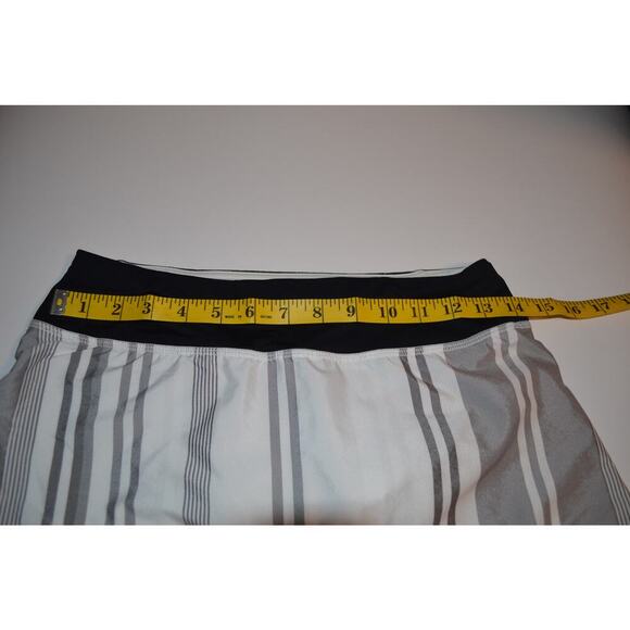 Lululemon Pace Setter Skirt Size 6 - see measurements - Picture 7 of 9